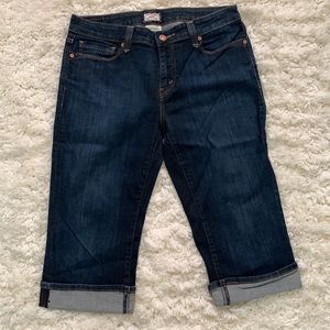 Levis 515 Dark Denim Capris
